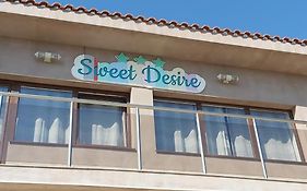 Sweet Desire Vama Veche